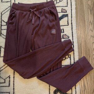 Alo muse sweatpant wood rose